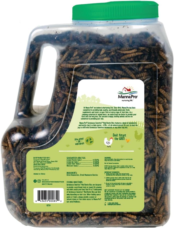 Manna Pro Farmhouse Favorites Beetle Bliss Poultry Treat – Blend of Mealworms and Beetles – All Natural Treat for Chickens, Ducks, Geese, Turkeys, & Guinea Fowl – 45% Protein – 25oz