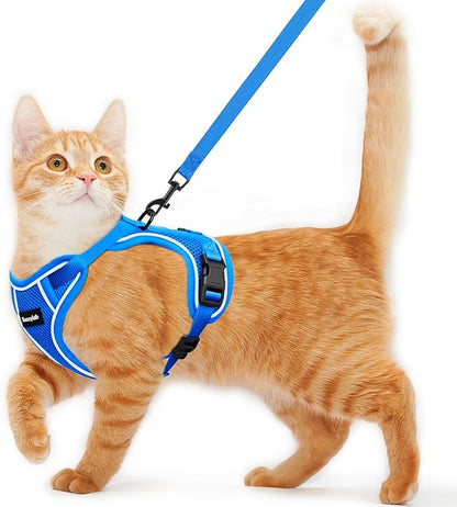 Cat Harness and Leash for Walking Escape Proof Soft Adjustable Cat Leash Breathable Comfortable Vest Easy to Wear Kitten Harness for Outdoor Travel Blue XS
