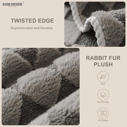 HANDONTIME Non-Slip Pet Couch Cover Washable, Plush Faux Fur Couch Protector for Cushion Pet-Friendly Sofa Covers for Dogs, Checkered Diamond Sectional Covers Dog Mat for Sofa (Grey, 35.6" x 70.9")