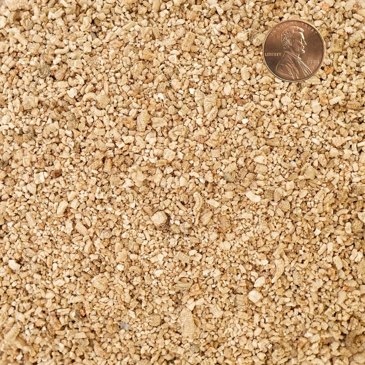 Organic Fine Vermiculite for Indoor Gardening Plants and Mushrooms – Enhances Soil Aeration, Seed Germination, Rooting Cuttings – Small Packages and Bulk (Vermiculite Grade 2 – Fine, 15 quarts)